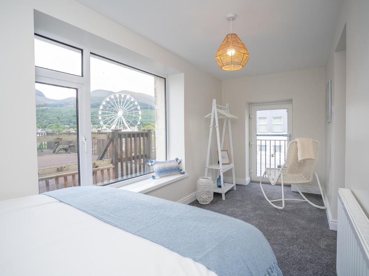 ニューカッスル The Views Townhouseヴィラ エクステリア 写真